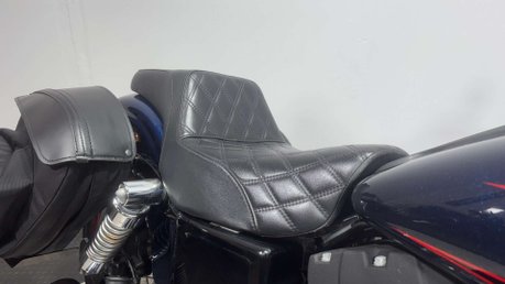 Harley-Davidson Dyna 1690 FXDBA STREET BOB LIMITED 2013 23K CUSTOM BUILD 9