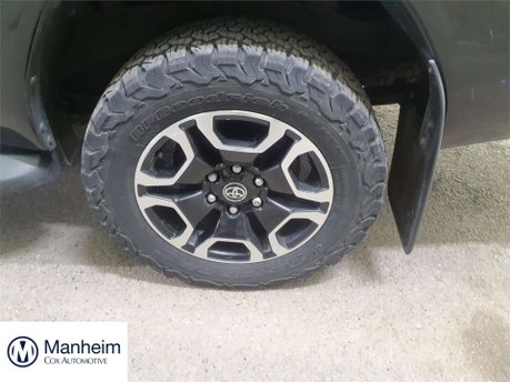 Toyota Hilux 2.8 D-4D Invincible Pickup Double Cab 4dr Diesel Auto 4WD Euro 6 (s/s) (204 4