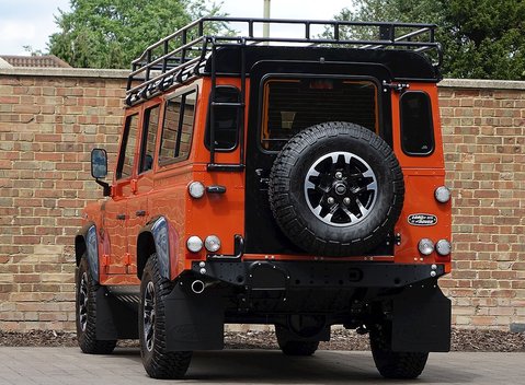 Land Rover 110 Adventure 18