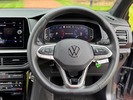 Volkswagen T-Cross R-LINE TSI DSG 33