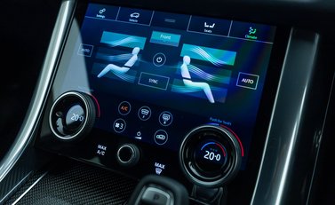 Land Rover Range Rover Sport SVR Urban 23