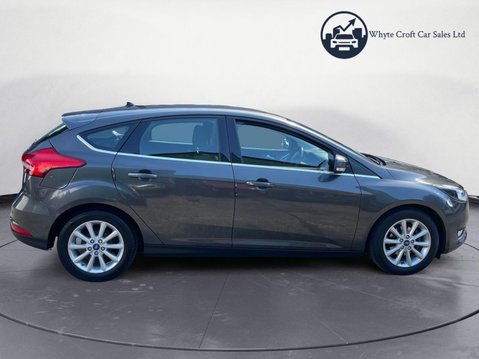 Ford Focus 1.0T EcoBoost Titanium Euro 6 (s/s) 5dr 7