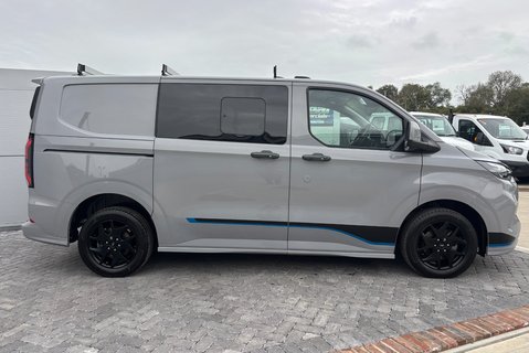 Ford Transit Custom 320 L1 Sport 170 ps Automatic AWD DCIV with Tailgate 7