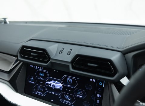 Lamborghini Urus SE 26