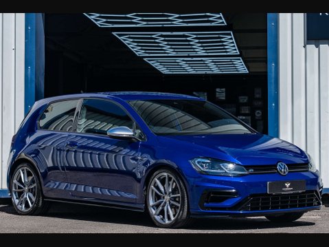 Volkswagen Golf 2.0 Golf R TSi 4Motion Semi-Auto 4WD 3dr 5