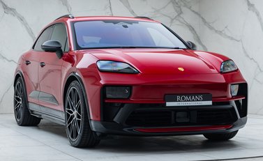 Porsche Macan GTS Electric 9