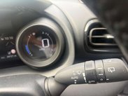 Toyota Yaris 1.5 Yaris Design HEV CVT 5dr 26