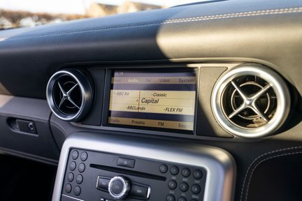 Mercedes-Benz SLS AMG 23