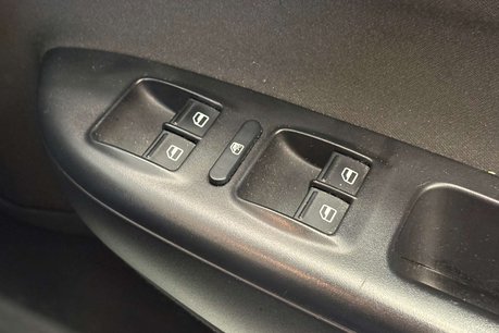 Skoda Octavia 1.4 TSI Elegance Hatchback 5dr Petrol DSG Euro 4 (122 ps) 36