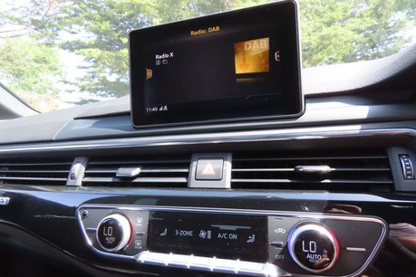 Audi A4 2.0 TDI S line S Tronic quattro Euro 6 (s/s) 5dr 12