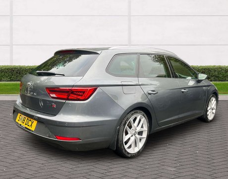 SEAT Leon TSI FR TECHNOLOGY 6