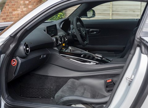 Mercedes-Benz AMG GT R GT R Pro 13