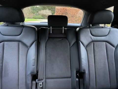 Audi Q7 3.0 TFSIe V6 55 S line SUV 5dr Petrol Plug-in Hybrid Tiptronic quattro Euro 79