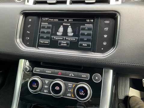 Land Rover Range Rover Sport 4.4 SD V8 Autobiography Dynamic Auto 4WD Euro 6 (s/s) 5dr 38