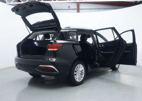 MG MG5 61.1kWh Exclusive Long Range Estate 5dr Electric Auto (156 ps) 57