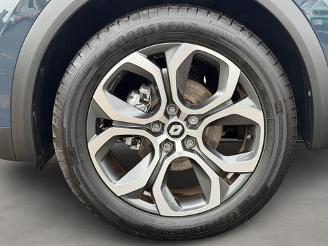 Renault Captur 1.0 TCE 90 Iconic 5dr 13