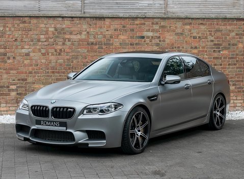BMW M5 30 Jahre Edition 8