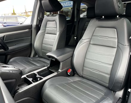 Honda CR-V 2.0 CR-V SR i-MMD CVT 4WD 5dr 66