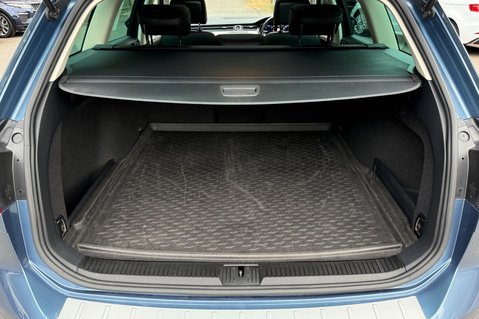 Volkswagen Passat GT TDI BMT ESTATE -£20 ROAD TAX - PAN ROOF -APPLE CARPLAY -DEMO+1 OWNER 57