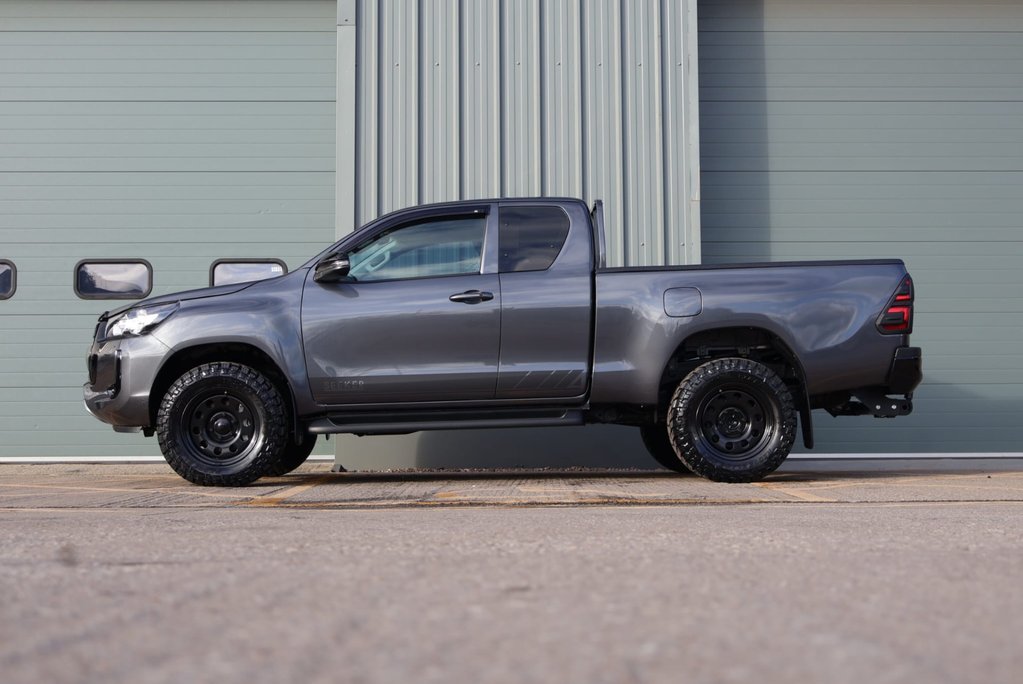 Toyota Hilux BRAND NEW ACTIVE 4WD D-4D ECB King cab Commercial styled by Seeker Uk 7