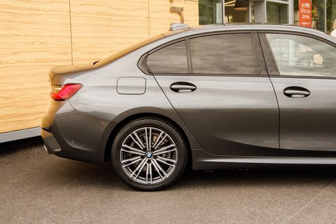 BMW 3 Series 330E M SPORT PHEV 7