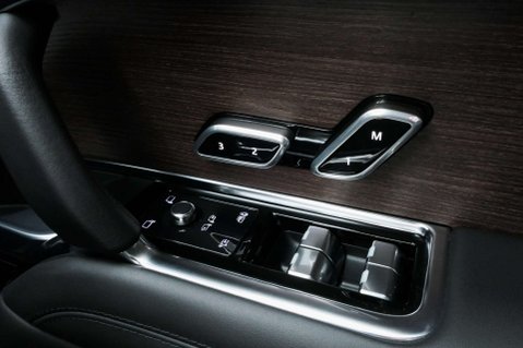 Land Rover Range Rover 3.0 Range Rover Autobiography D MHEV Auto 4WD 5dr 24