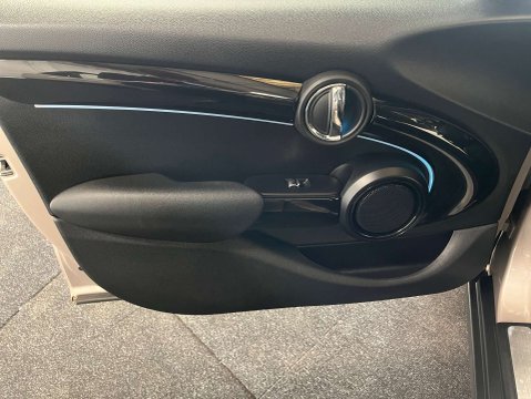 Mini Hatch 1.5 Cooper Classic Auto 5dr 42