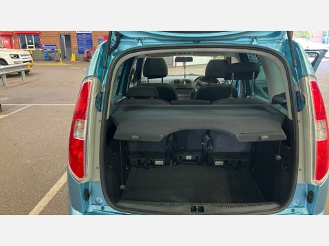 Skoda Roomster SE TSI DSG 10