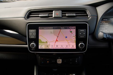 Nissan LEAF TEKNA 29