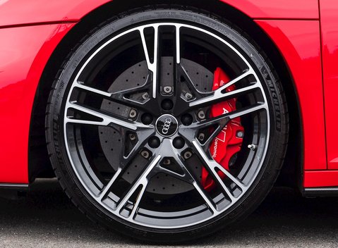 Audi R8 Spyder V10 Performance Carbon Black 11