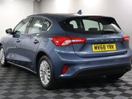 Ford Focus TITANIUM 9