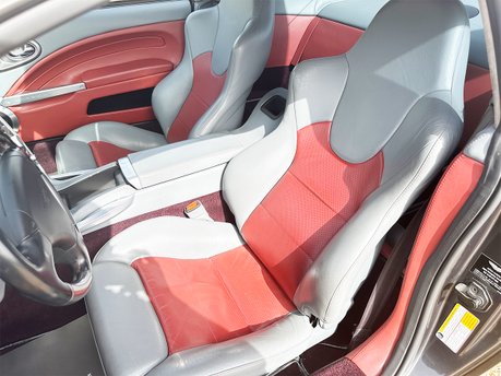 Aston Martin Vanquish V12 S 40