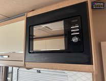 Auto-Trail Tracker 2 Berth|2 Belt|Rear lounge|Large Bathroom|TV 13