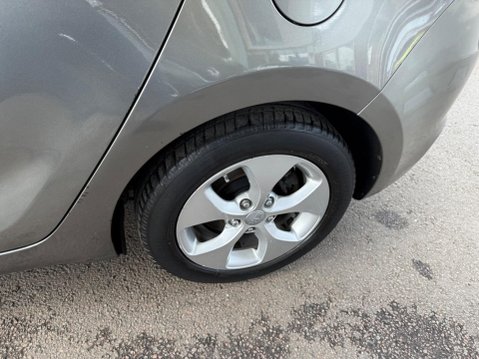 Kia Carens 1.7 CRDi 2 Euro 6 (s/s) 5dr 31