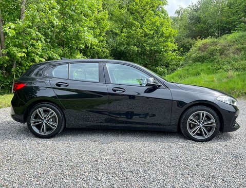 BMW 1 Series 2.0 118D Sport 5dr 3