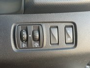 Renault Clio ICONIC TCE 17