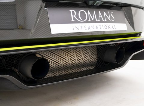 Aston Martin Vantage GT8 28