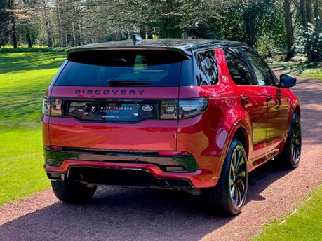 Land Rover Discovery Sport R-DYNAMIC HSE PHEV 2