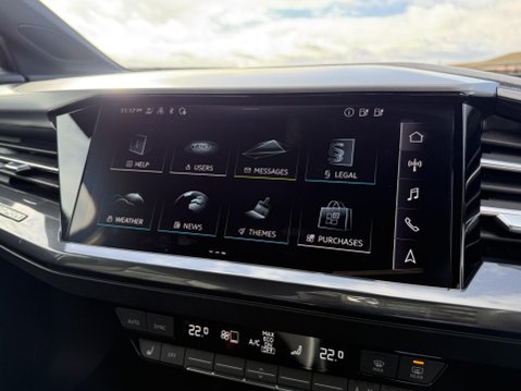 Audi Q4 40 S line SUV 5dr Electric Auto 82kWh (204 ps) 39