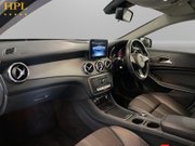 Mercedes-Benz GLA 1.6 GLA180 GPF Urban Edition SUV 5dr Petrol 7G-DCT Euro 6 (s/s) (122 ps) 15