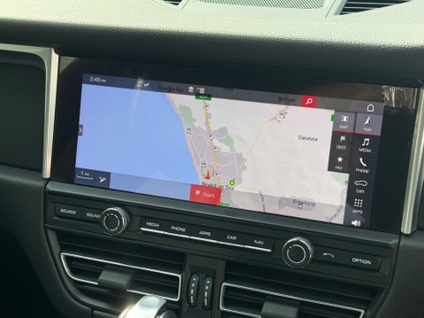 Porsche Macan PDK 24