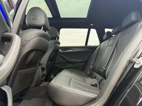 BMW 5 Series 520D M SPORT TOURING MHEV 64