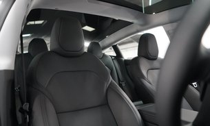 Tesla Model 3 RWD Standard Range Stalk Front Camera GROK AI Rear Screen Vented Seats VATQ 13