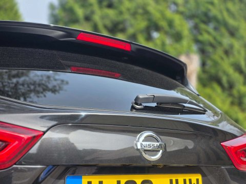 Nissan Qashqai 1.3 Qashqai N-Connecta DiG-T Semi-Auto 5dr 46