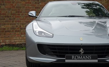Ferrari GTC4 Lusso 5