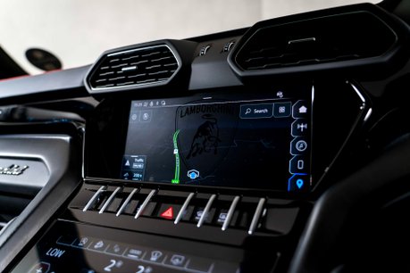 Lamborghini Urus V8 S. NOW SOLD. SIMILAR REQUIRED. PLEASE CALL 01903 254800. 40