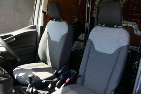 Ford Transit Courier 1.0 Transit Courier Base 23