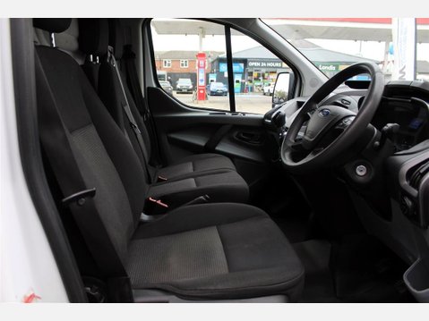 Ford Transit Custom 290 HR P/V 8