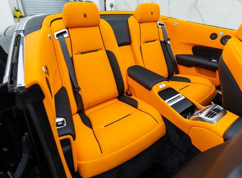 Rolls-Royce Dawn 16
