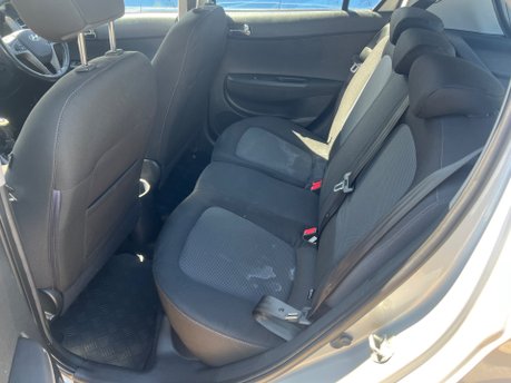 Hyundai i20 CRDI ACTIVE 14